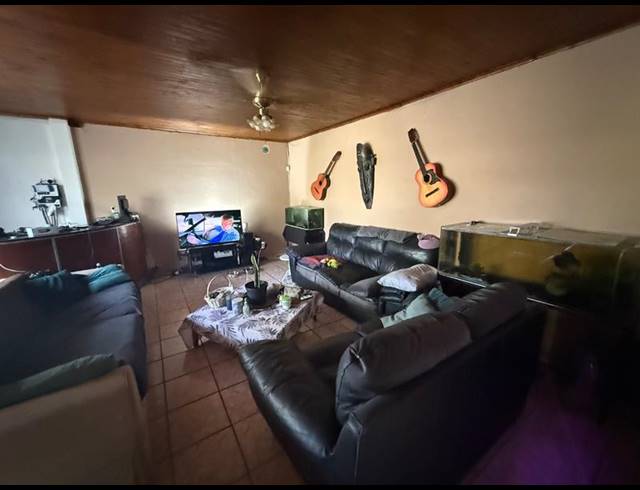 4 BEDROOM HOUSE FOR SALE IN VANDERBIJLPARK SE 1